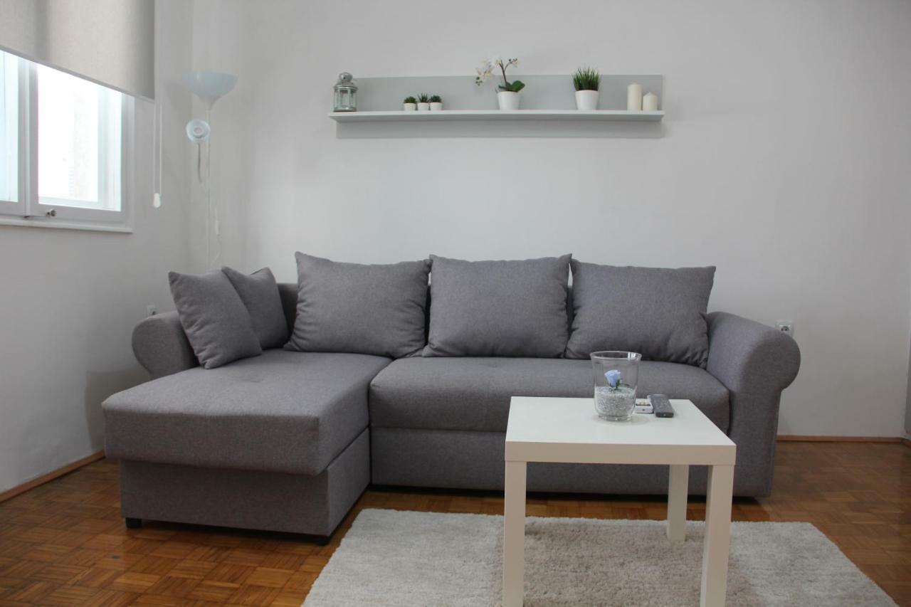 Apartman Kej Пирот Екстериор снимка