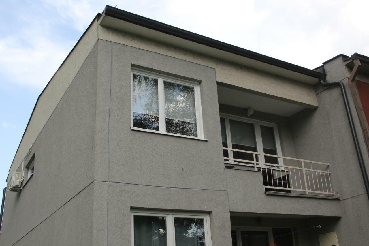 Apartman Kej Пирот Екстериор снимка