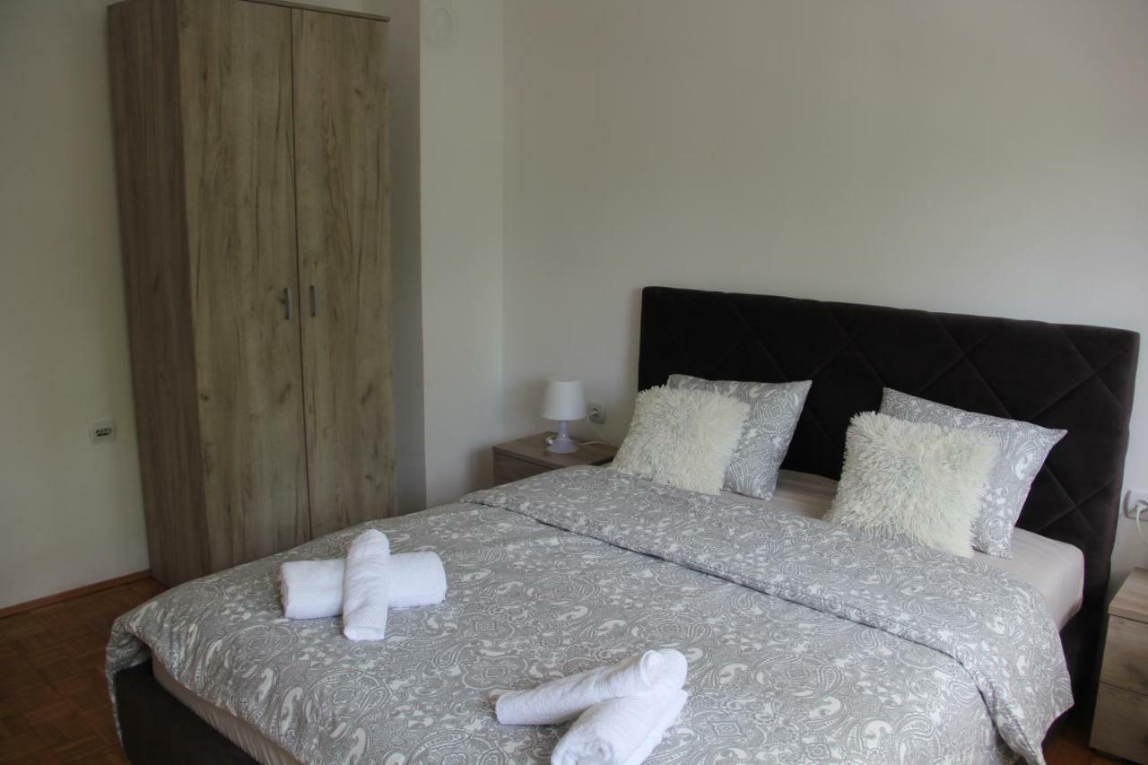 Apartman Kej Пирот Екстериор снимка