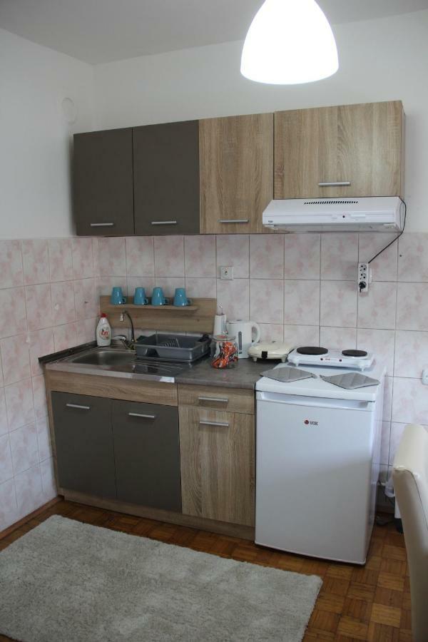 Apartman Kej Apartment Пирот Екстериор снимка