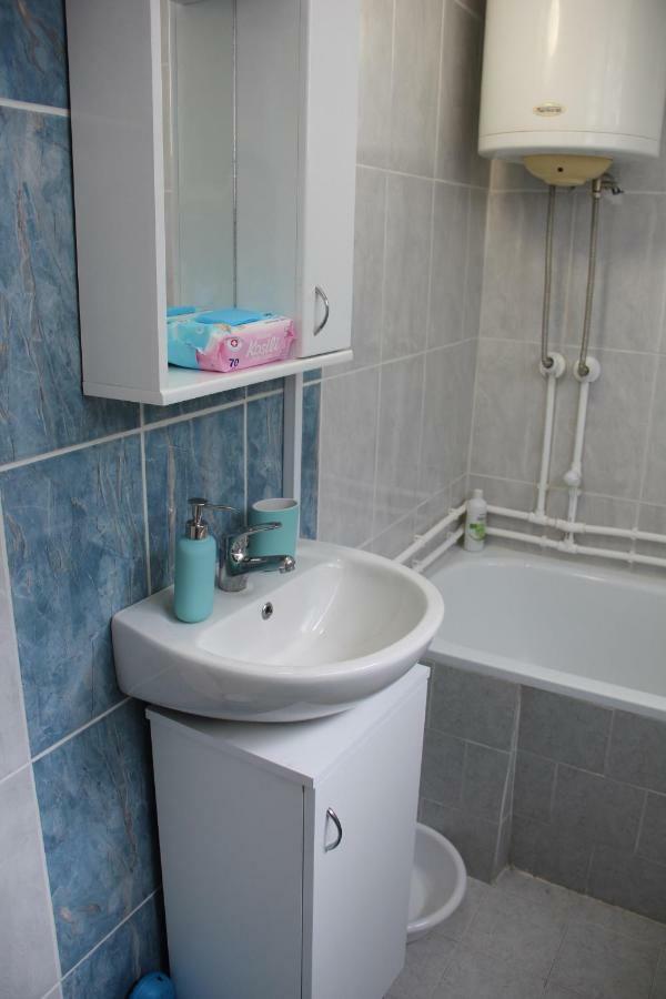 Apartman Kej Пирот Екстериор снимка
